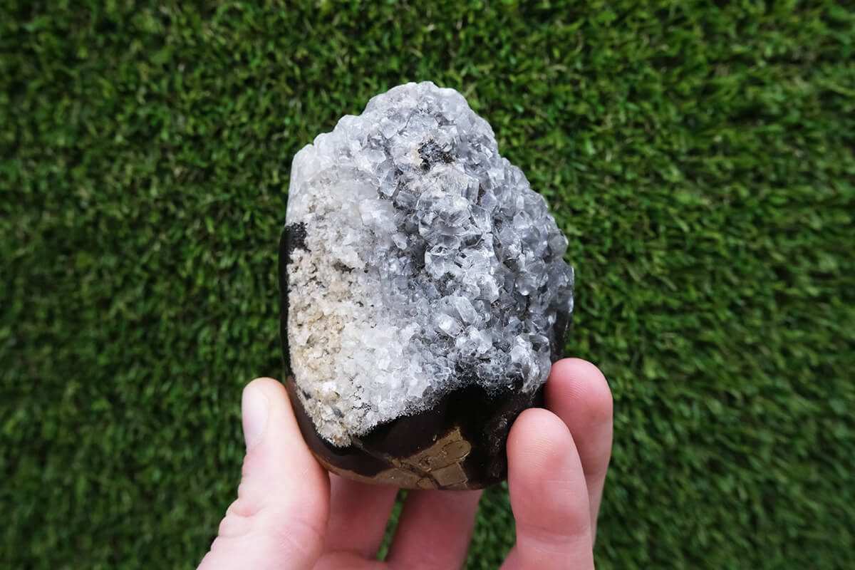 Septárie s Kalcitem - menhir