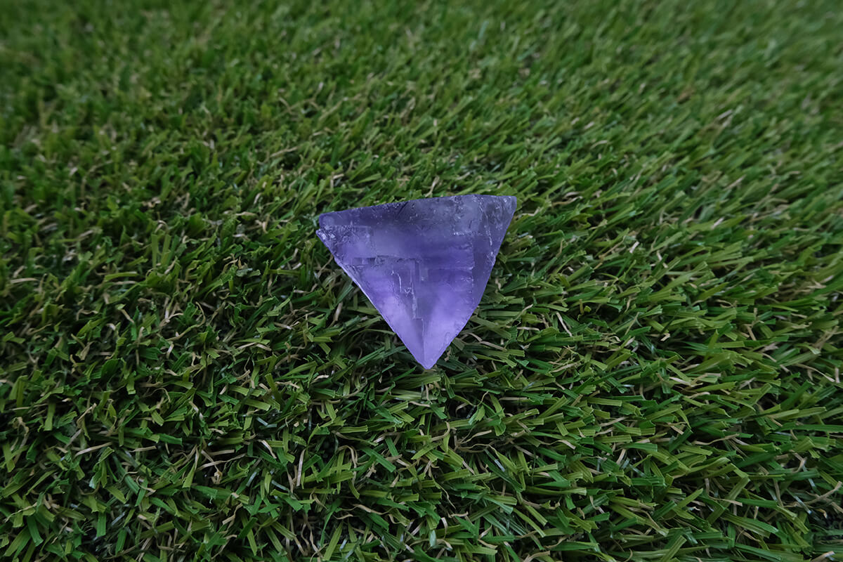 Fluorit Fialový - krystal