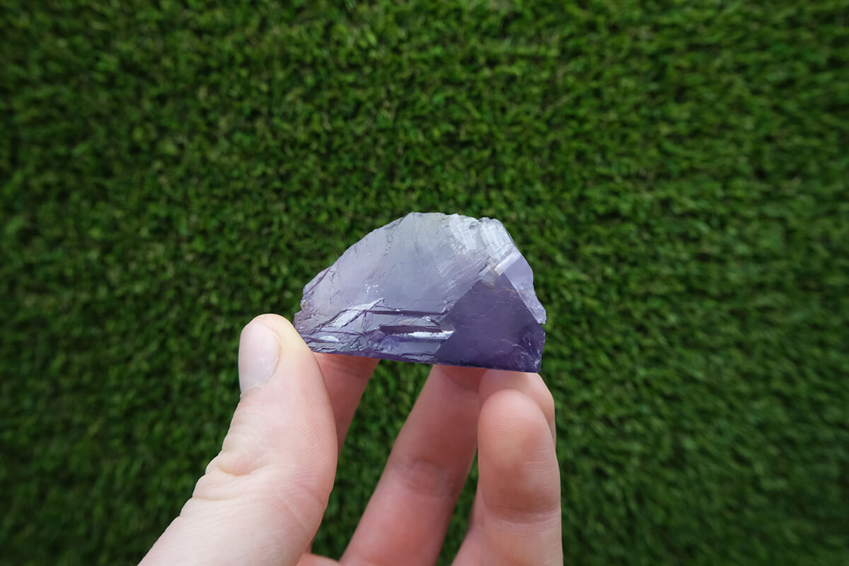 Fluorit Fialový - krystal