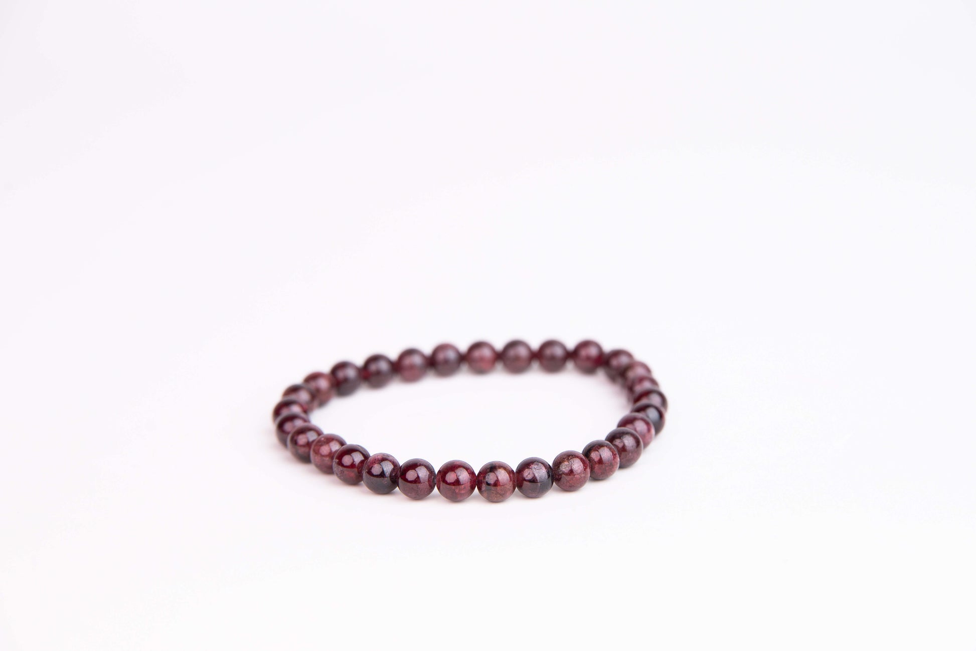 Granát Almandin - Náramek 6 mm